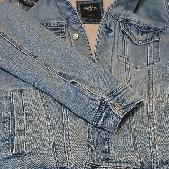 - Hollister Sherpa lined hooded faded denim  jacket unisex size S - Picture 5 of 8